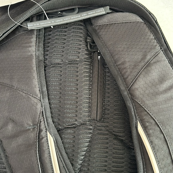 Spyder SOPRIS BACKPACK - Black/Black - Picture 5 of 16